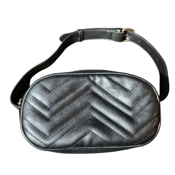 Black Waist Bag. - Picture 1 of 3